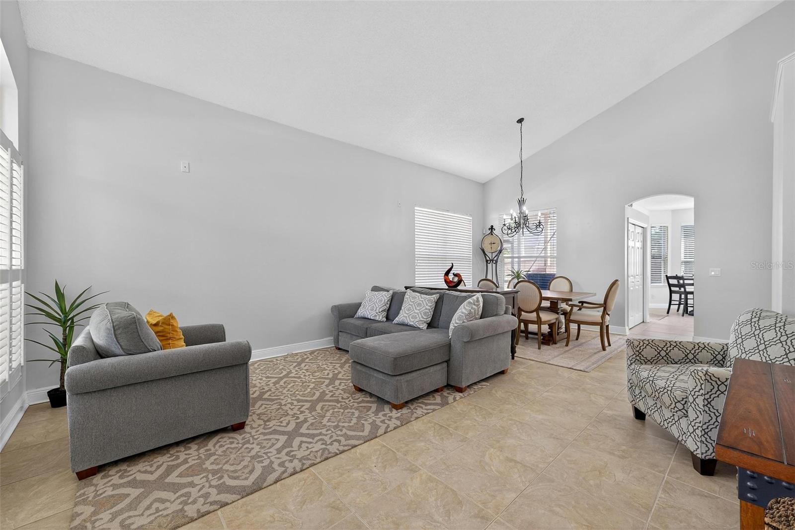 Image 12 of 58 For 1400 Holly Glen Run