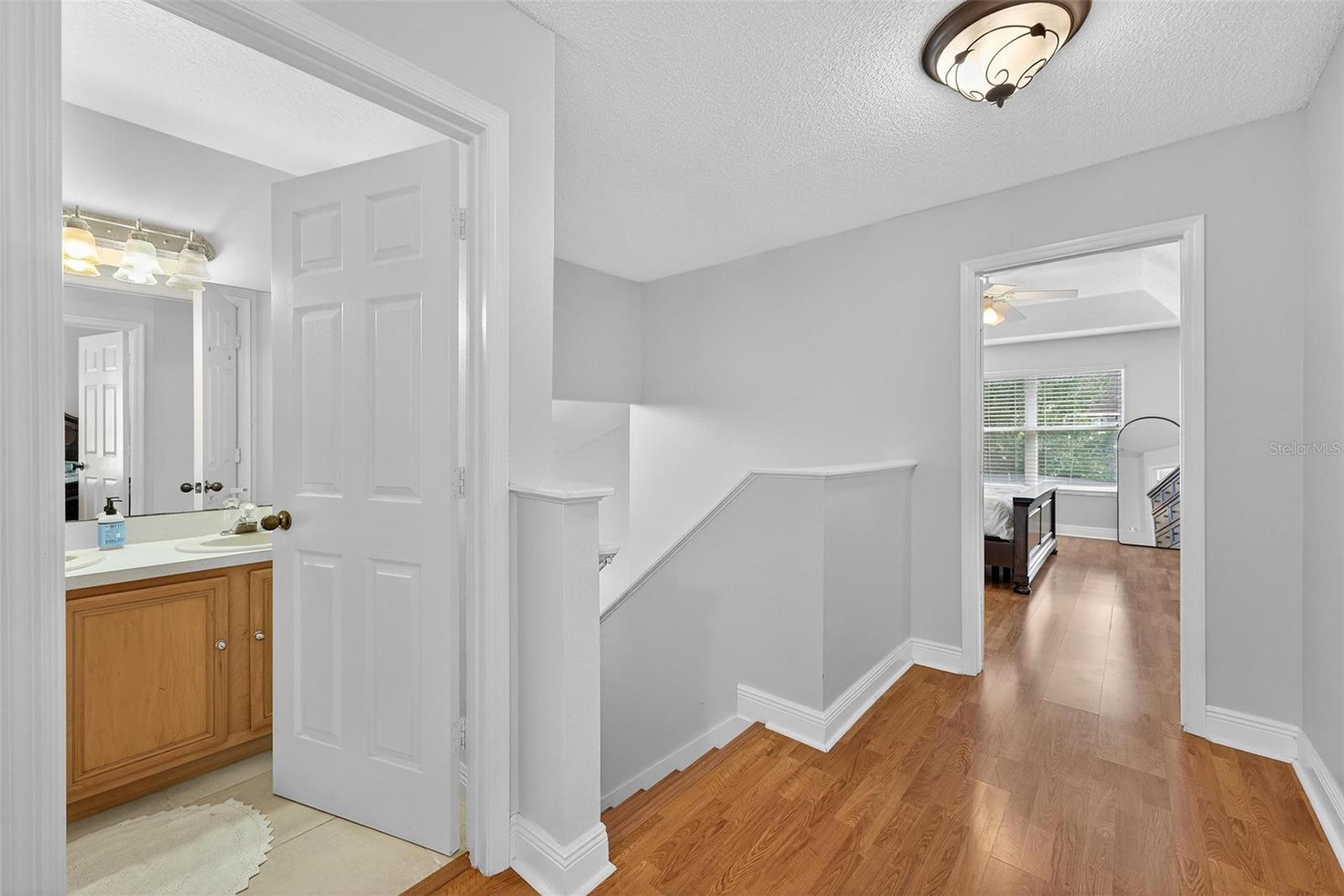 Image 31 of 58 For 1400 Holly Glen Run