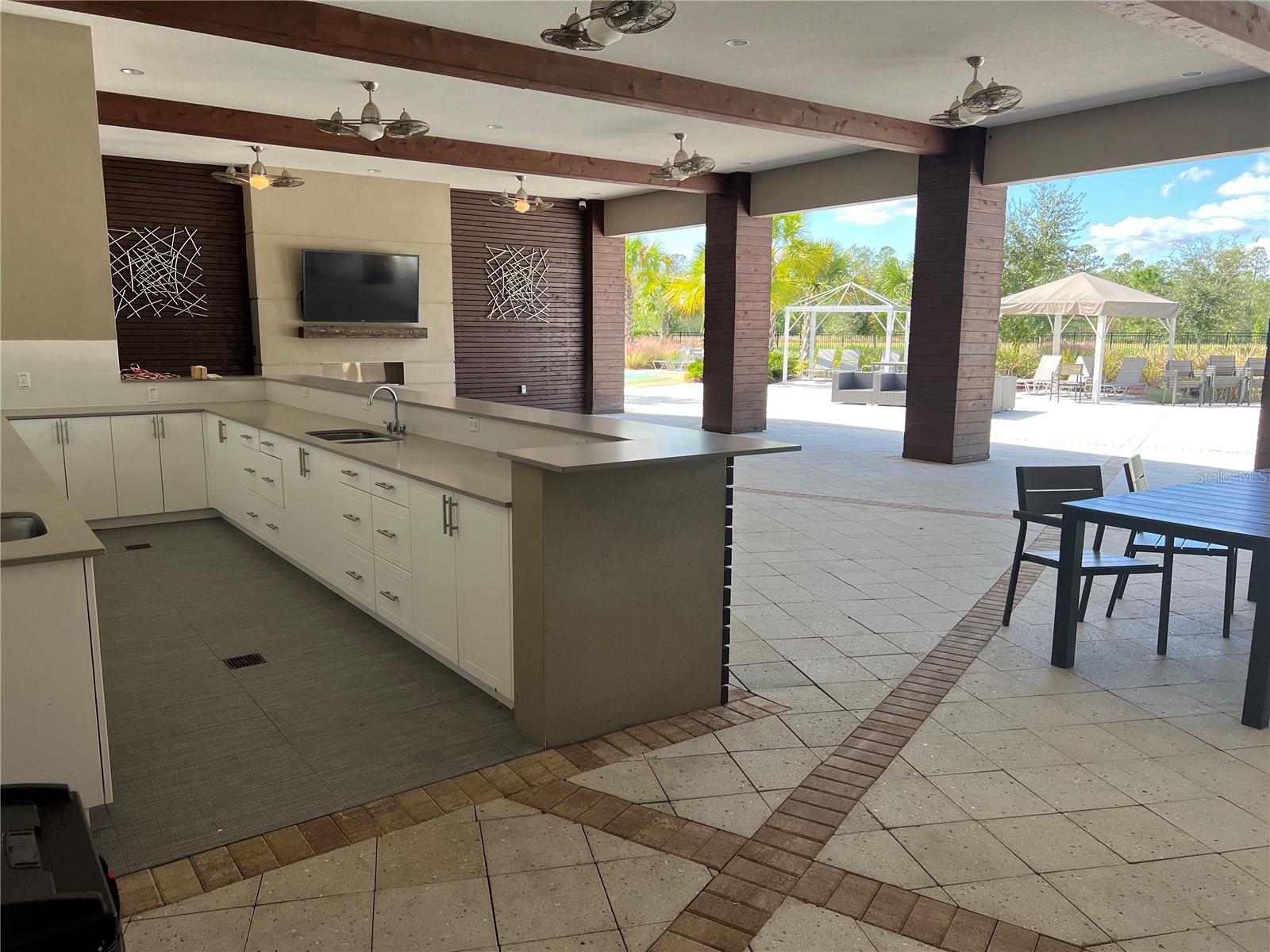 Image 8 of 48 For 17575 Saw Palmetto Avenue