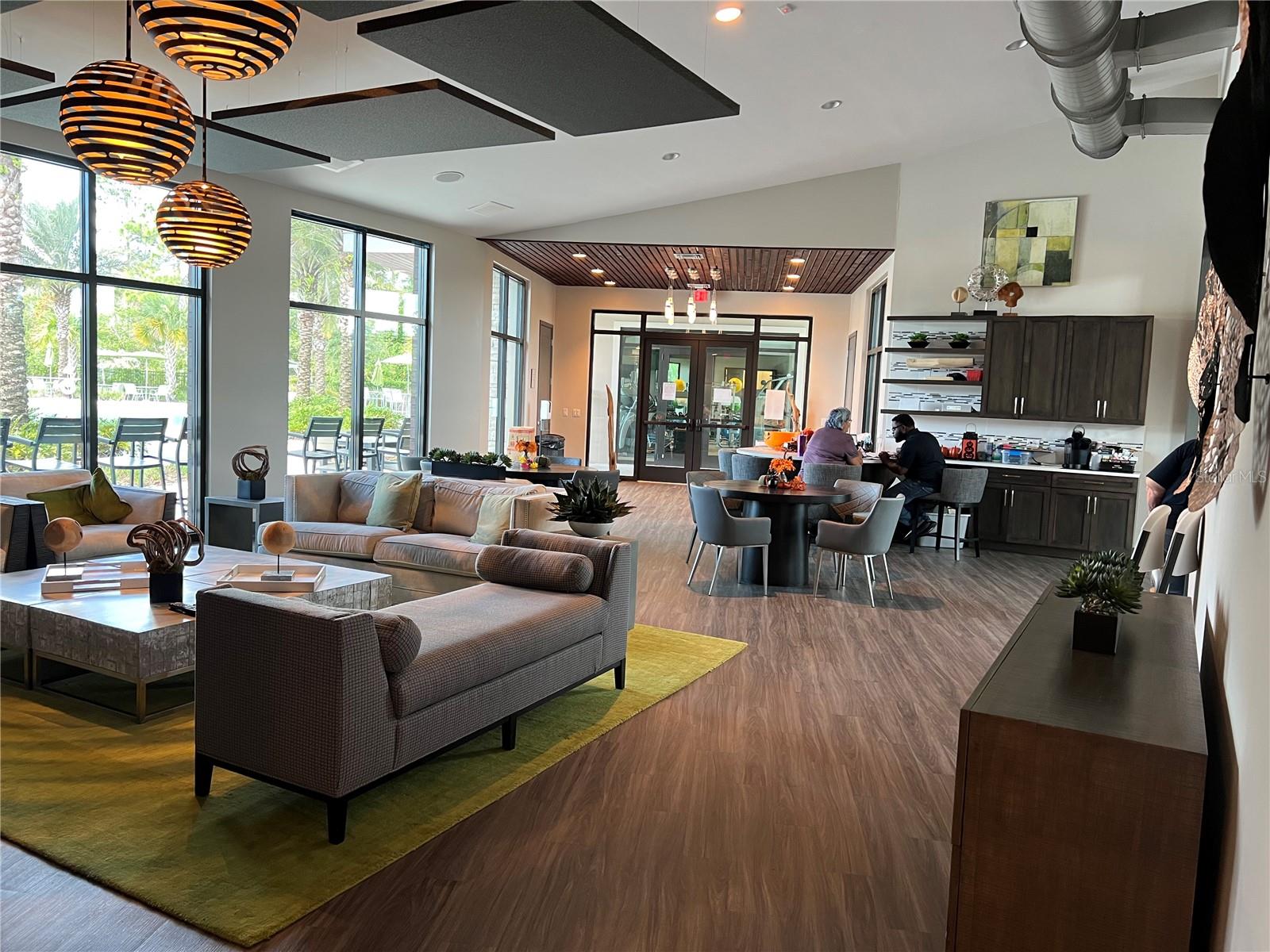 Image 9 of 48 For 17575 Saw Palmetto Avenue