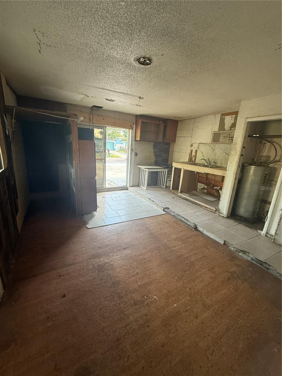 Image 12 of 15 For 4067 Kingsport Drive