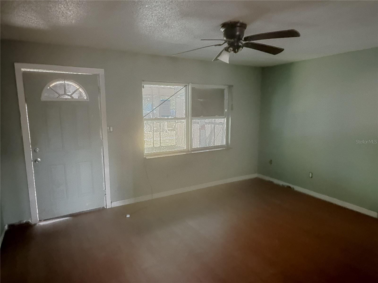 Image 2 of 15 For 4067 Kingsport Drive