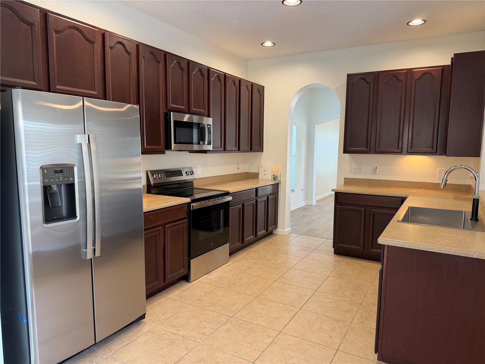 Image 5 of 21 For 11939 Citruswood Drive