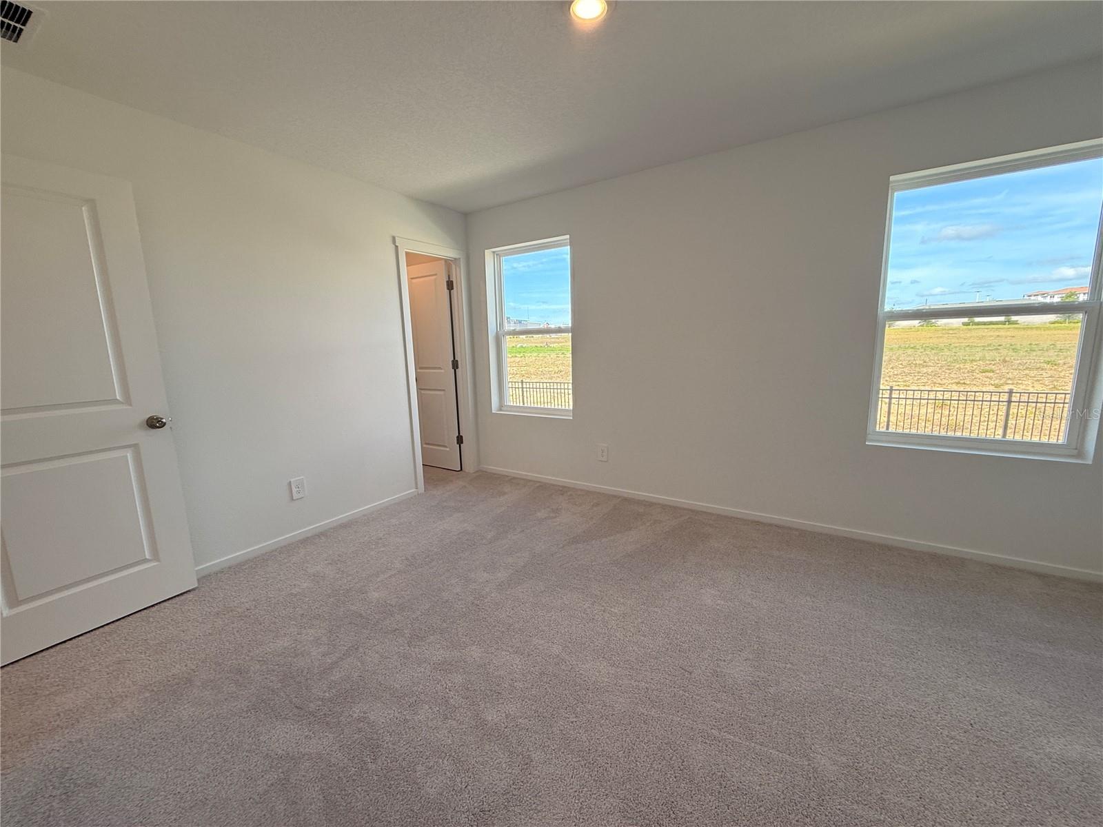 Image 11 of 28 For 874 Lynx Street