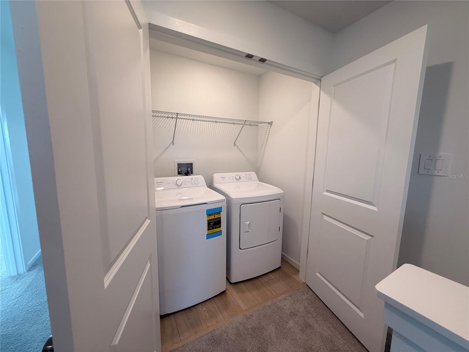 Image 7 of 28 For 874 Lynx Street