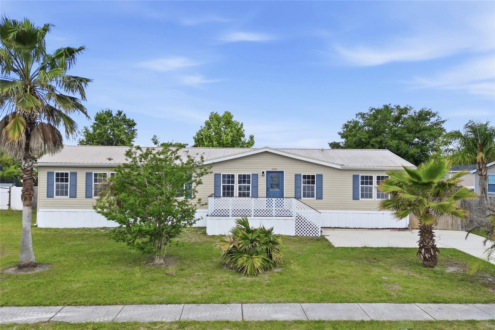 Details for 3204 Silver Lake Court, KISSIMMEE, FL 34744