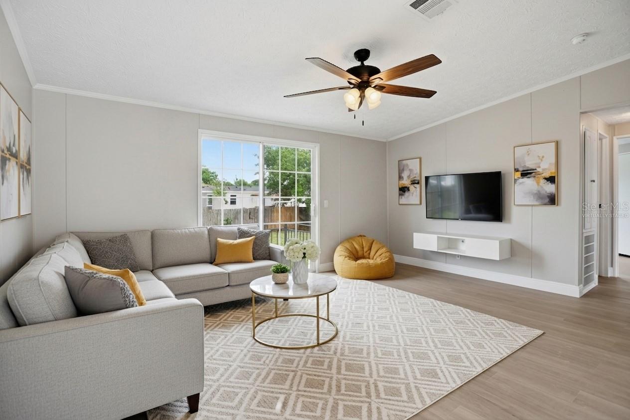 Image 11 of 33 For 3204 Silver Lake Court