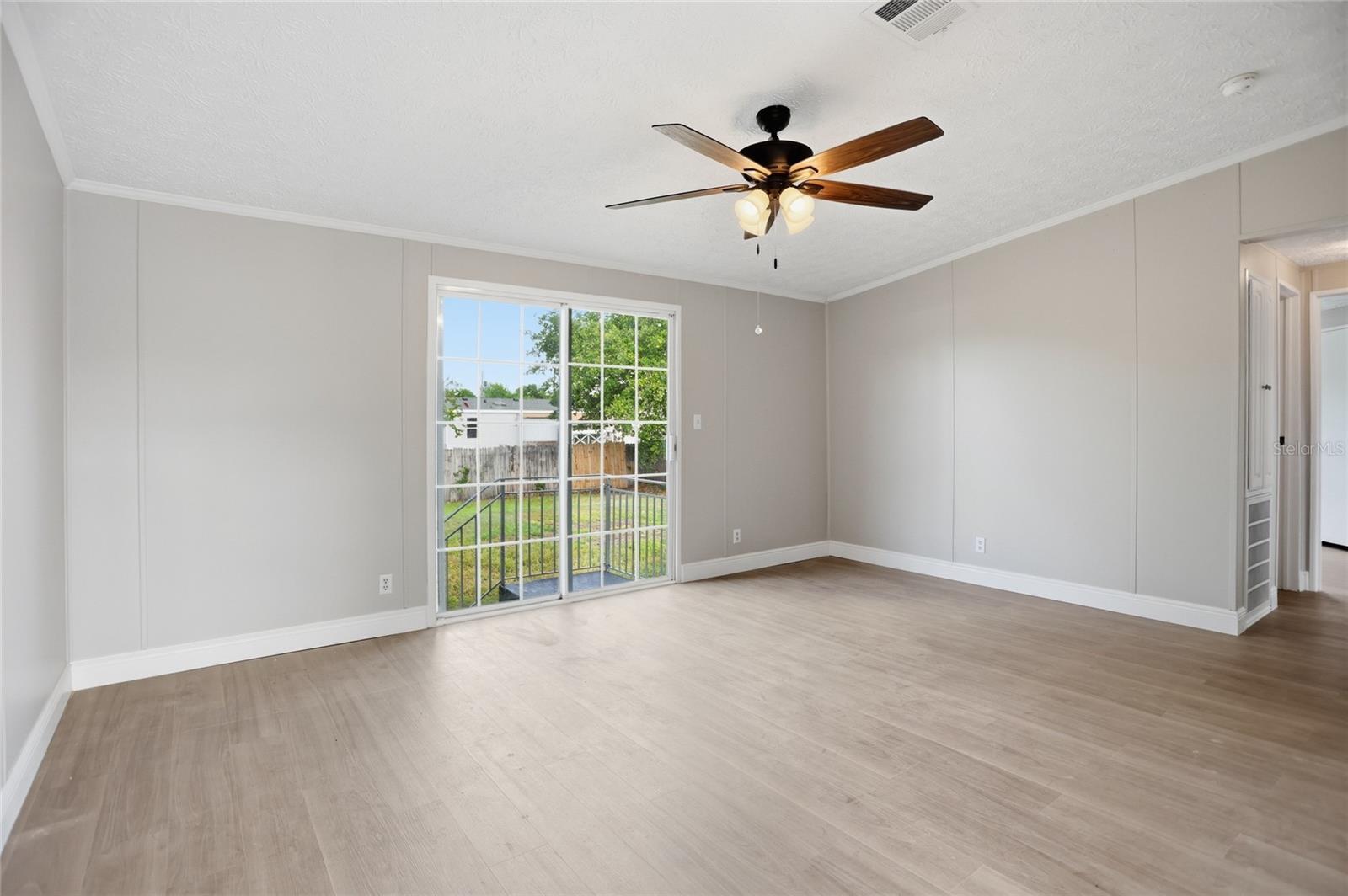 Image 12 of 33 For 3204 Silver Lake Court