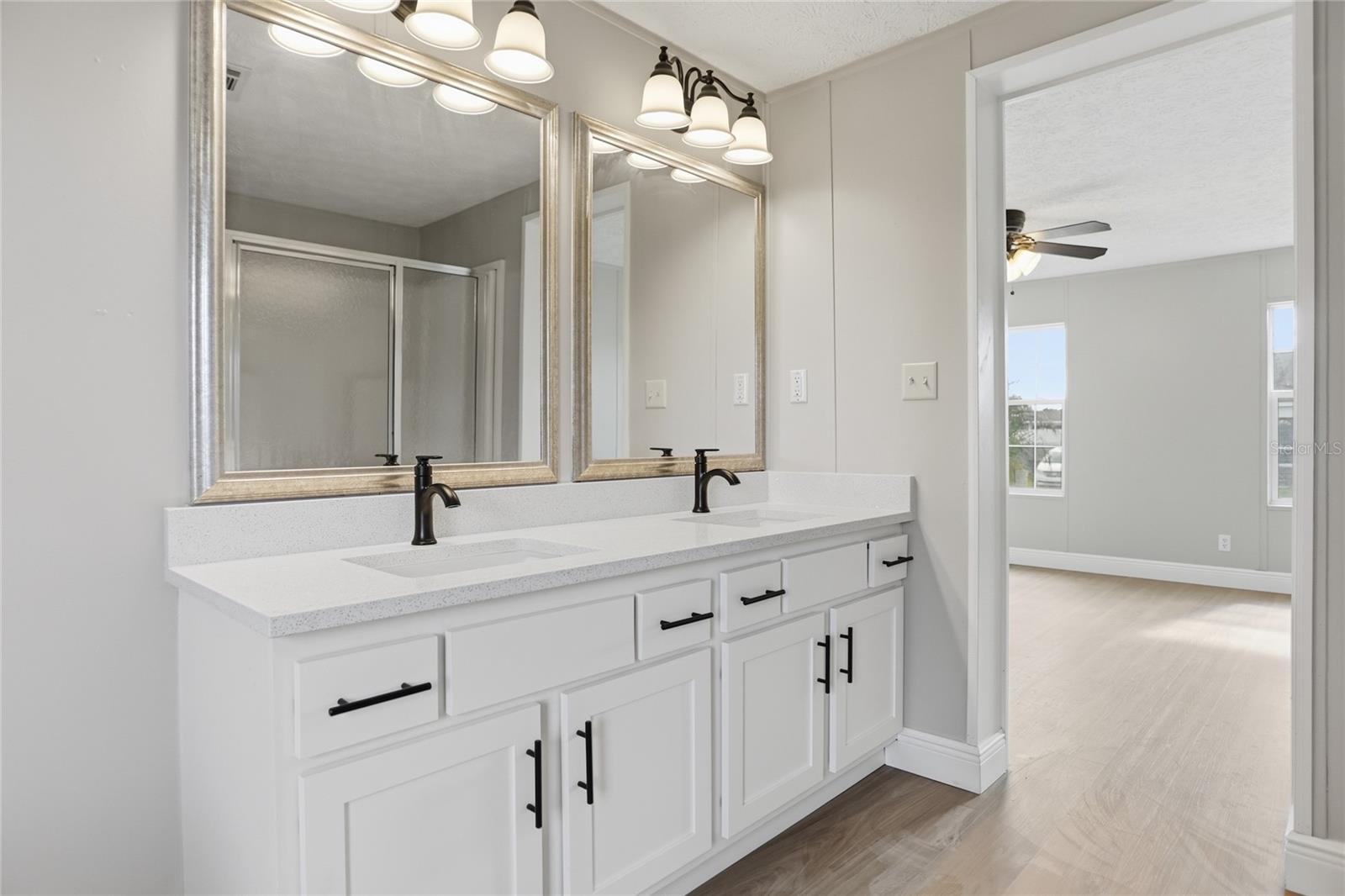 Image 16 of 33 For 3204 Silver Lake Court