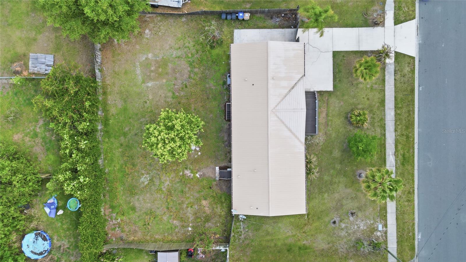 Image 27 of 33 For 3204 Silver Lake Court