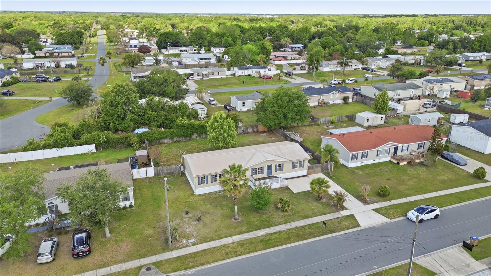 Image 29 of 33 For 3204 Silver Lake Court