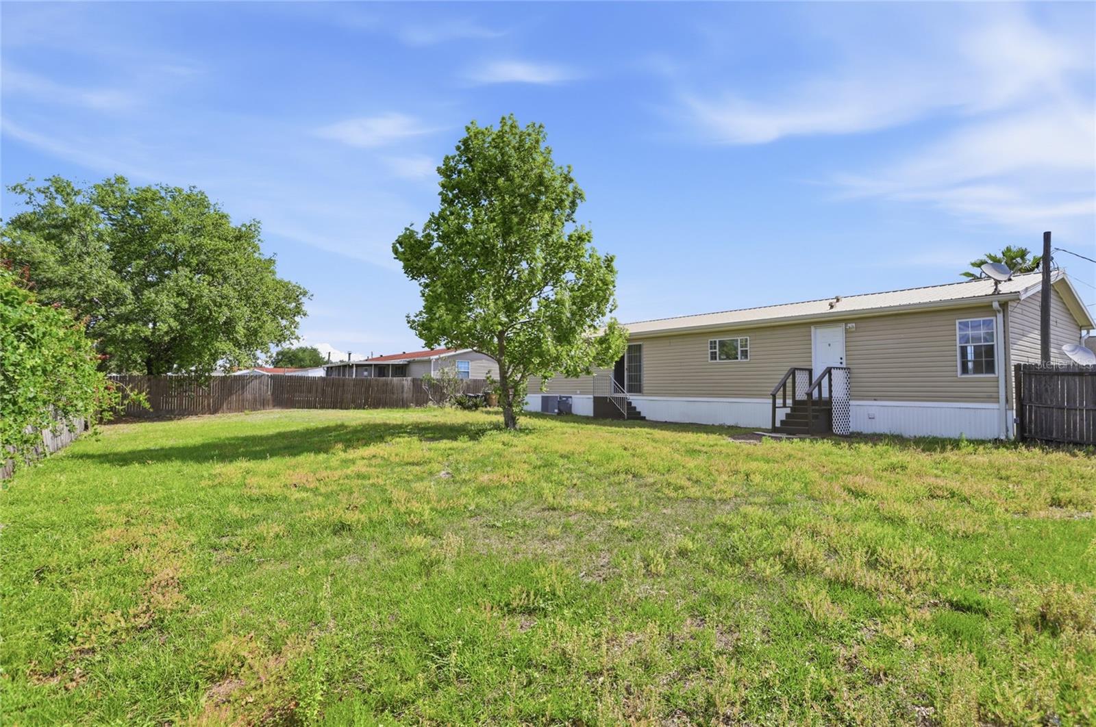 Image 32 of 33 For 3204 Silver Lake Court