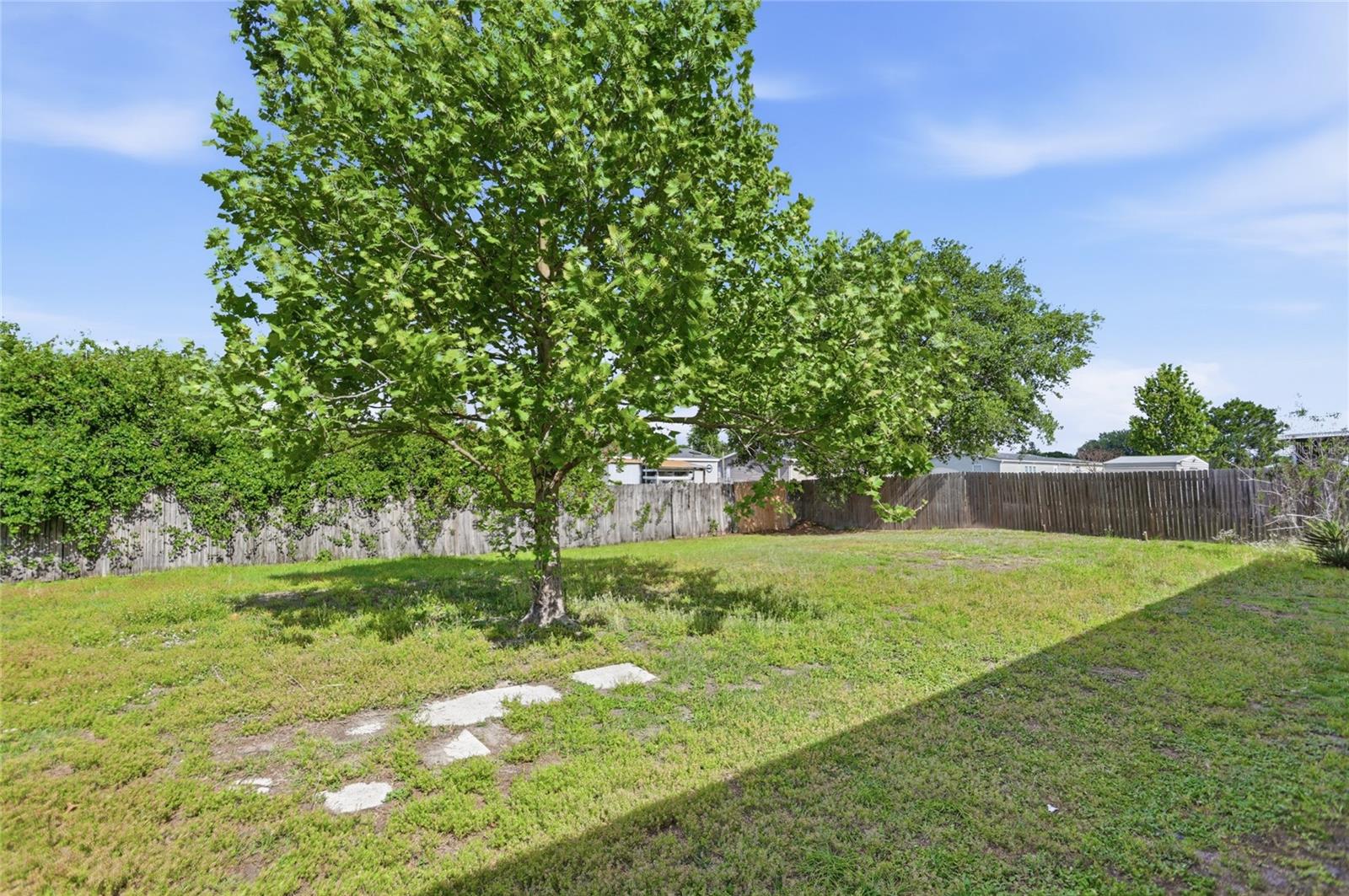 Image 33 of 33 For 3204 Silver Lake Court