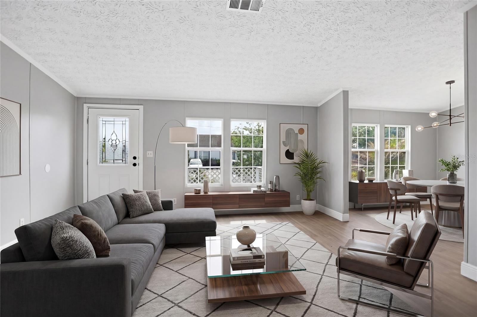 Image 4 of 33 For 3204 Silver Lake Court