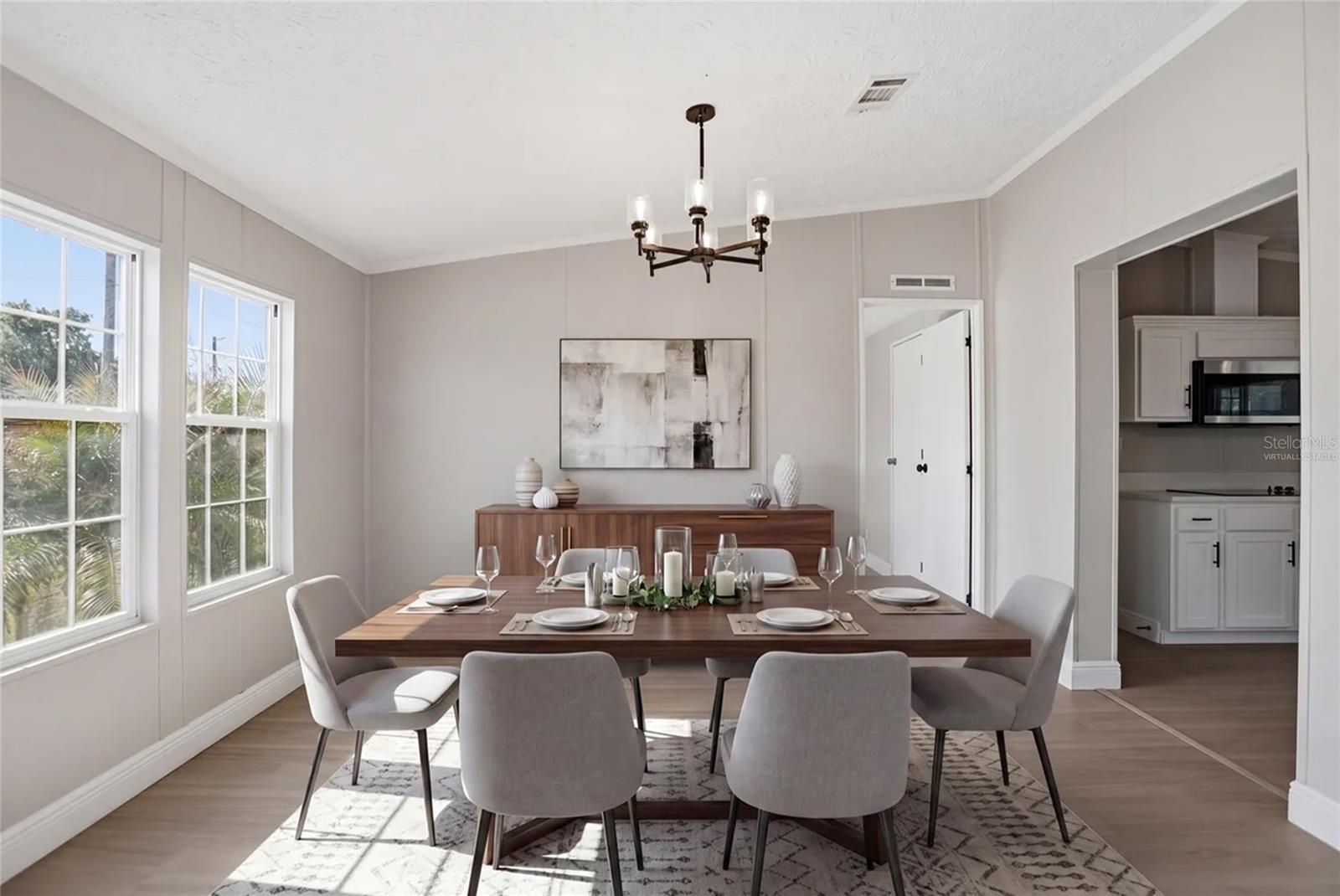 Image 9 of 33 For 3204 Silver Lake Court