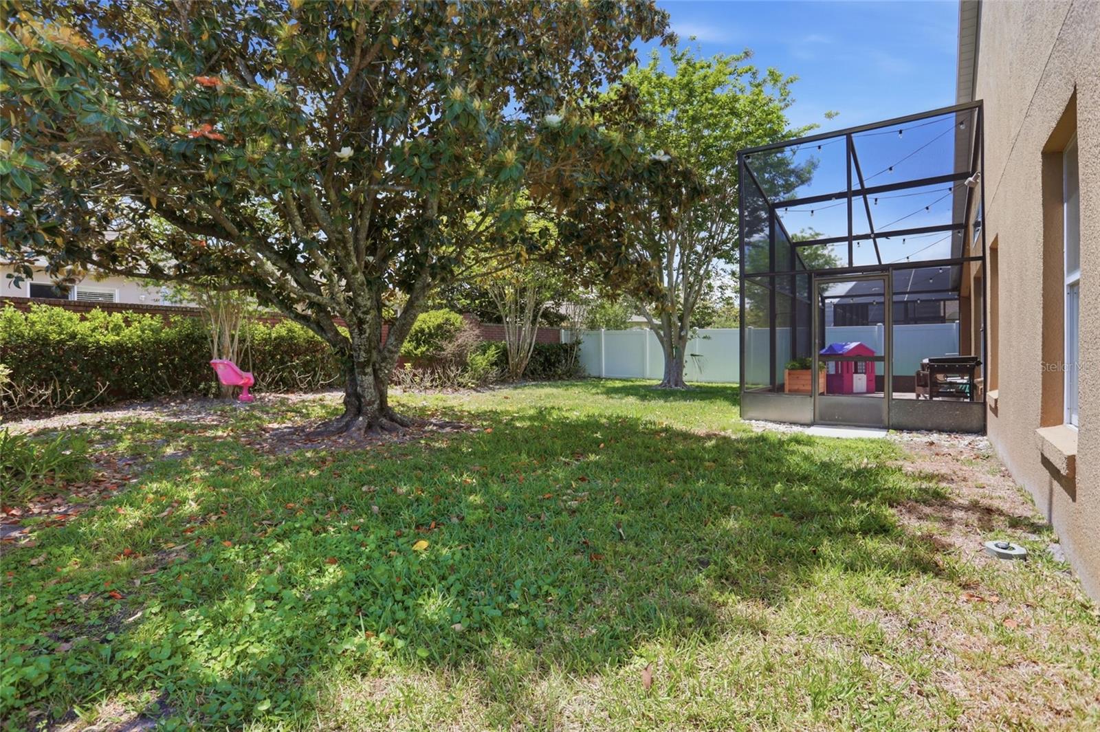 Image 10 of 57 For 207 Tavestock Loop