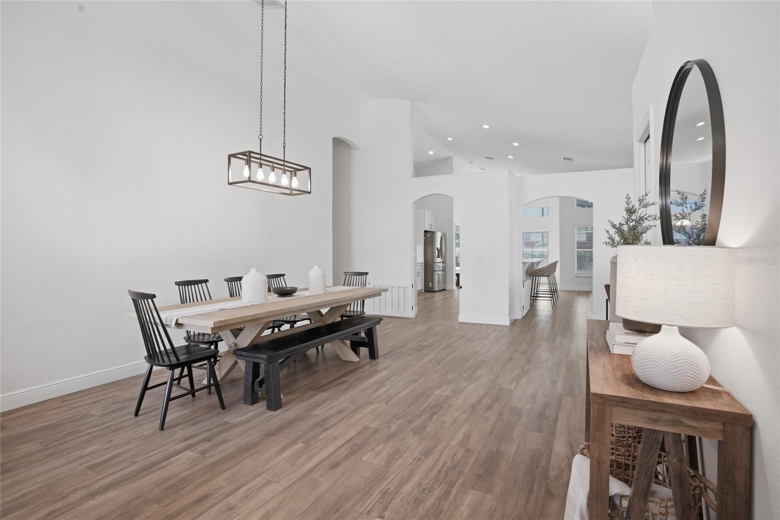 Image 12 of 57 For 207 Tavestock Loop