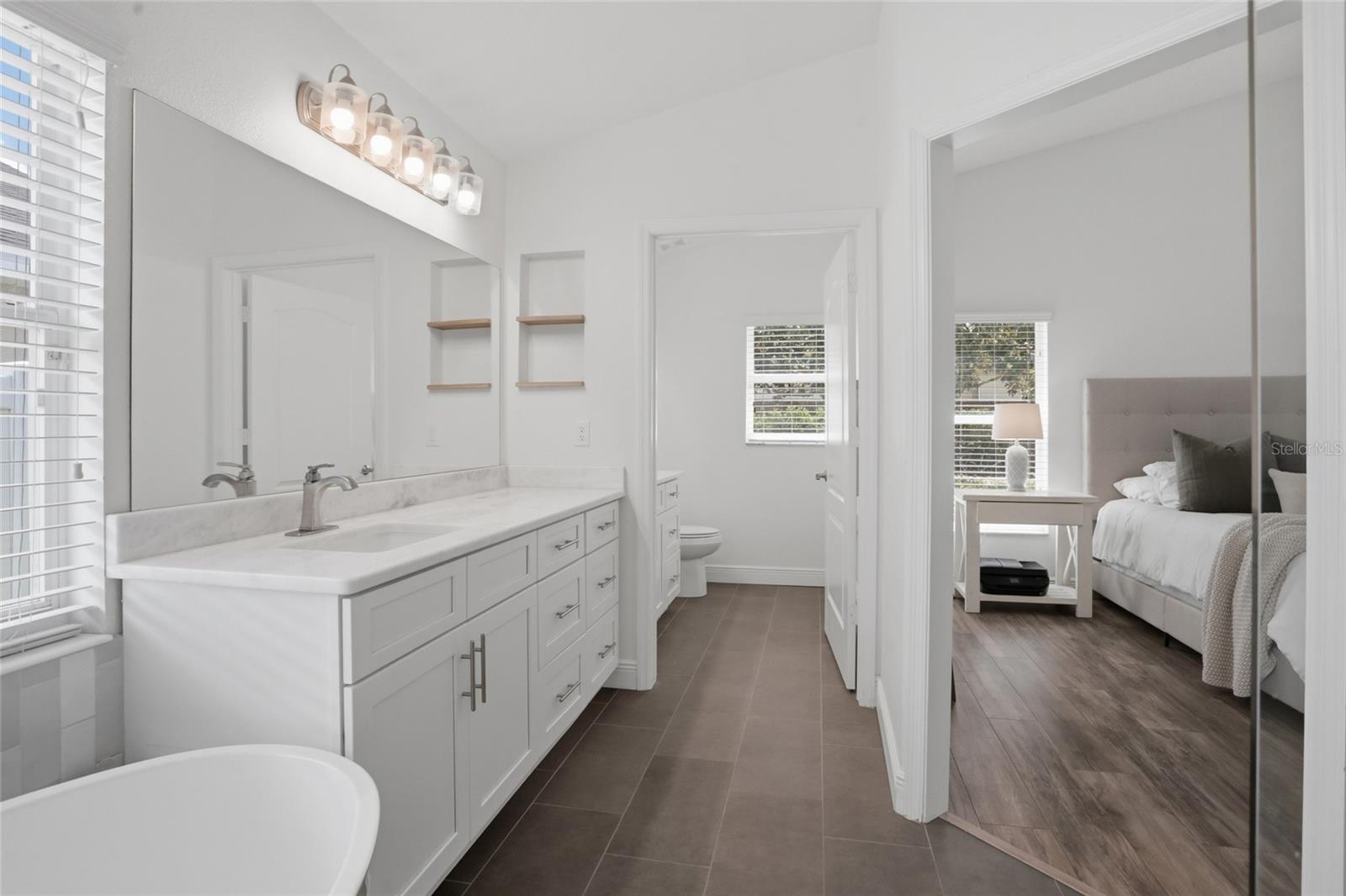 Image 27 of 57 For 207 Tavestock Loop