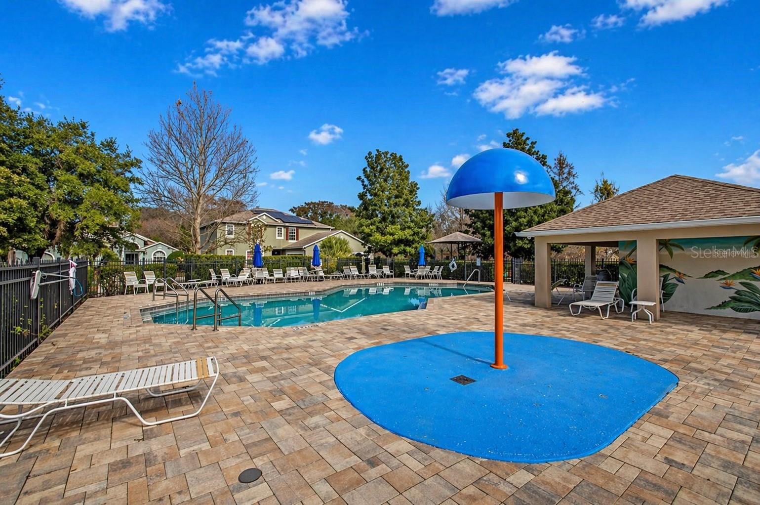 Image 39 of 57 For 207 Tavestock Loop