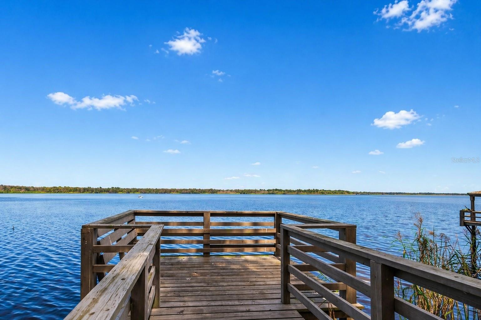 Image 52 of 57 For 207 Tavestock Loop