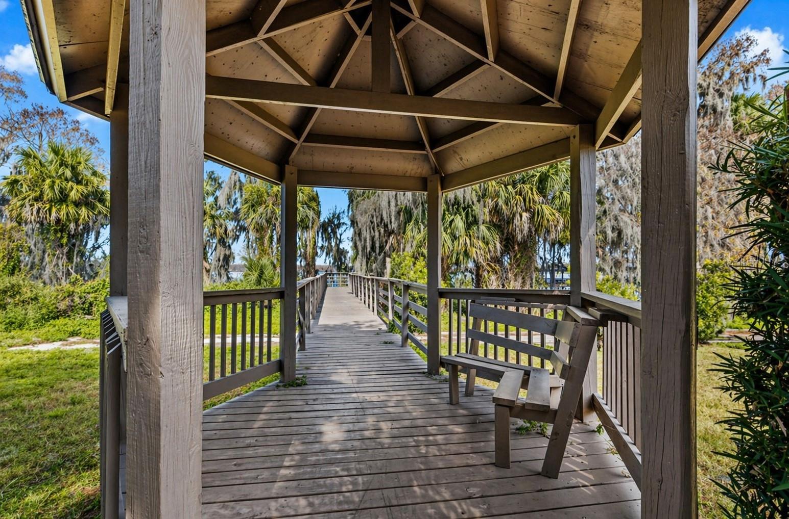 Image 53 of 57 For 207 Tavestock Loop