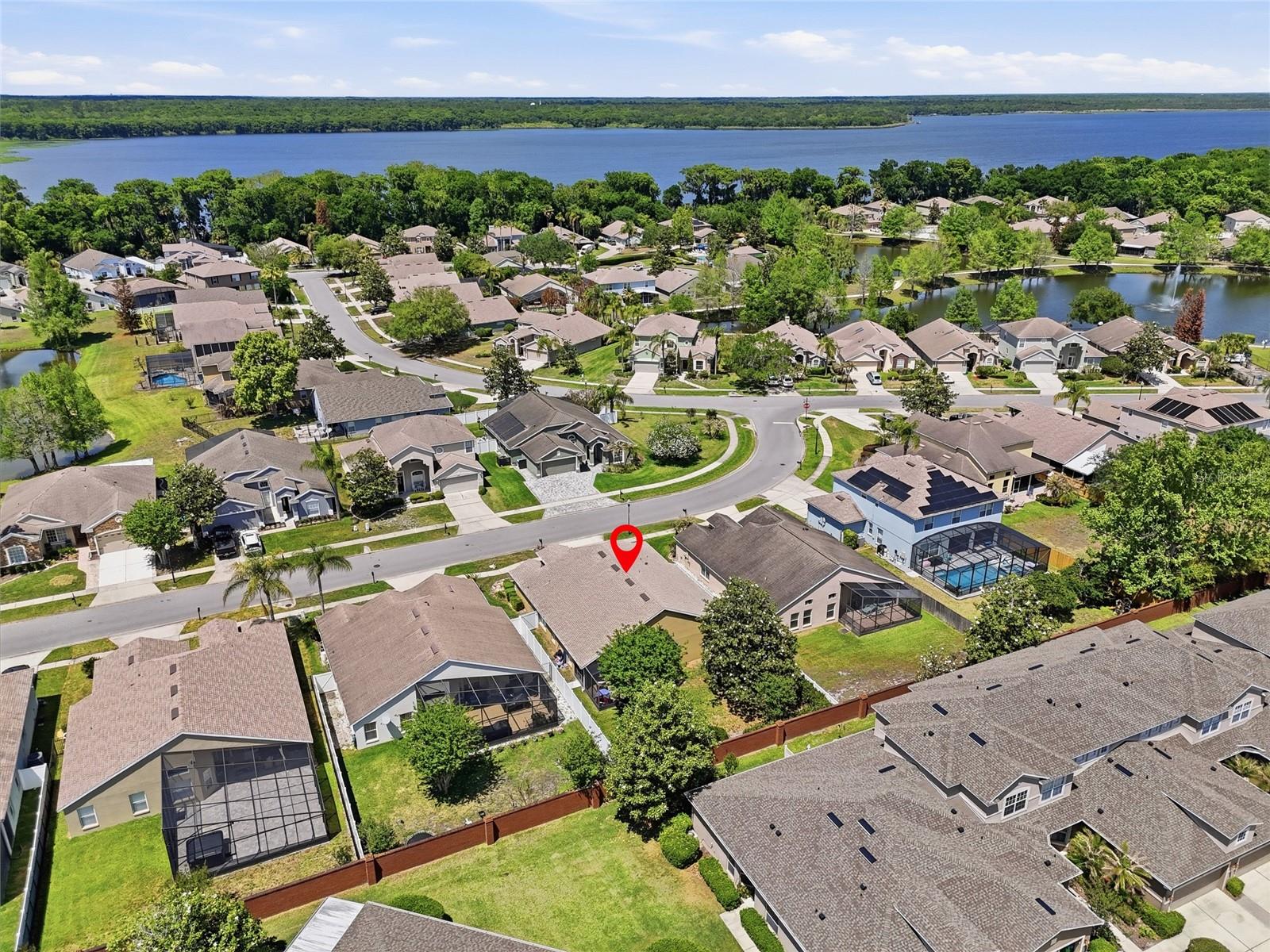 Image 54 of 57 For 207 Tavestock Loop