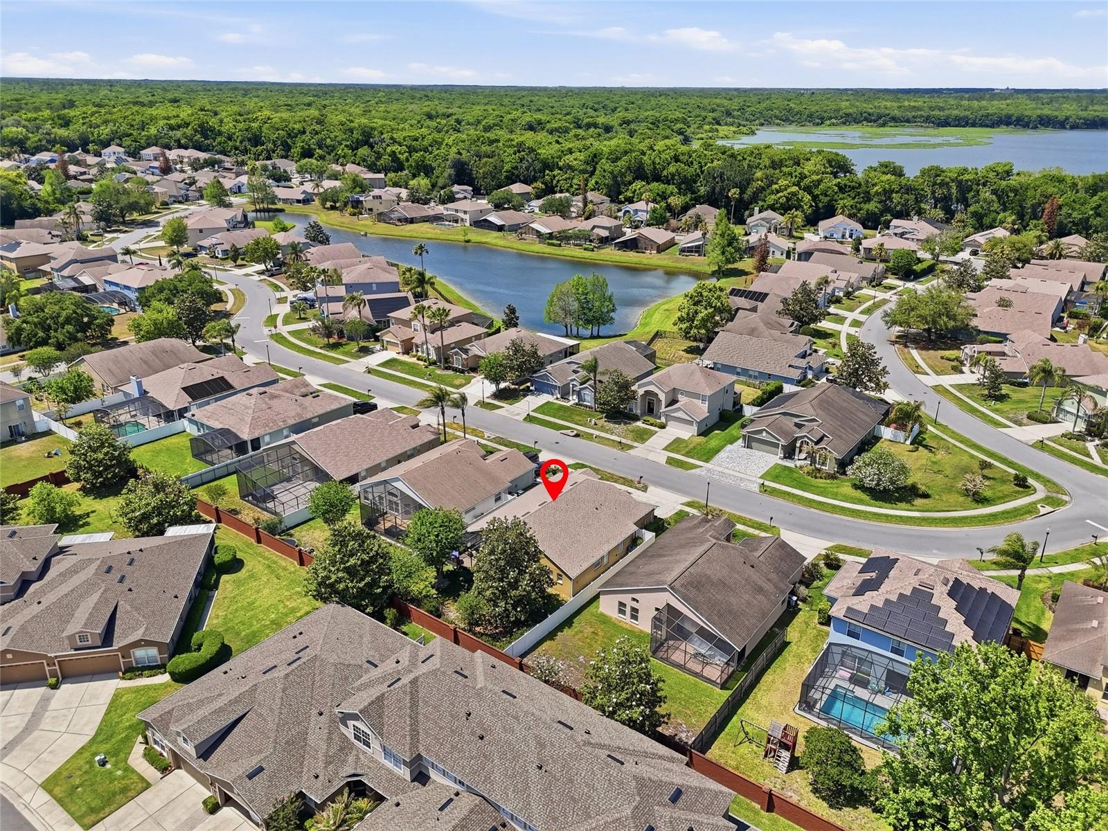 Image 55 of 57 For 207 Tavestock Loop