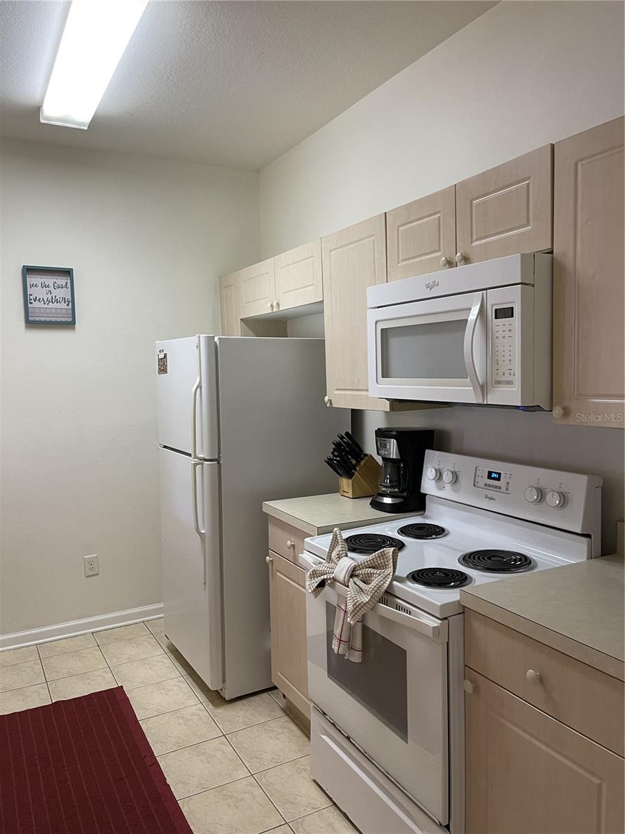 Image 4 of 55 For 2306 Silver Palm Drive 105