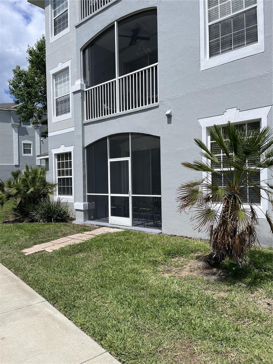 Image 40 of 55 For 2306 Silver Palm Drive 105