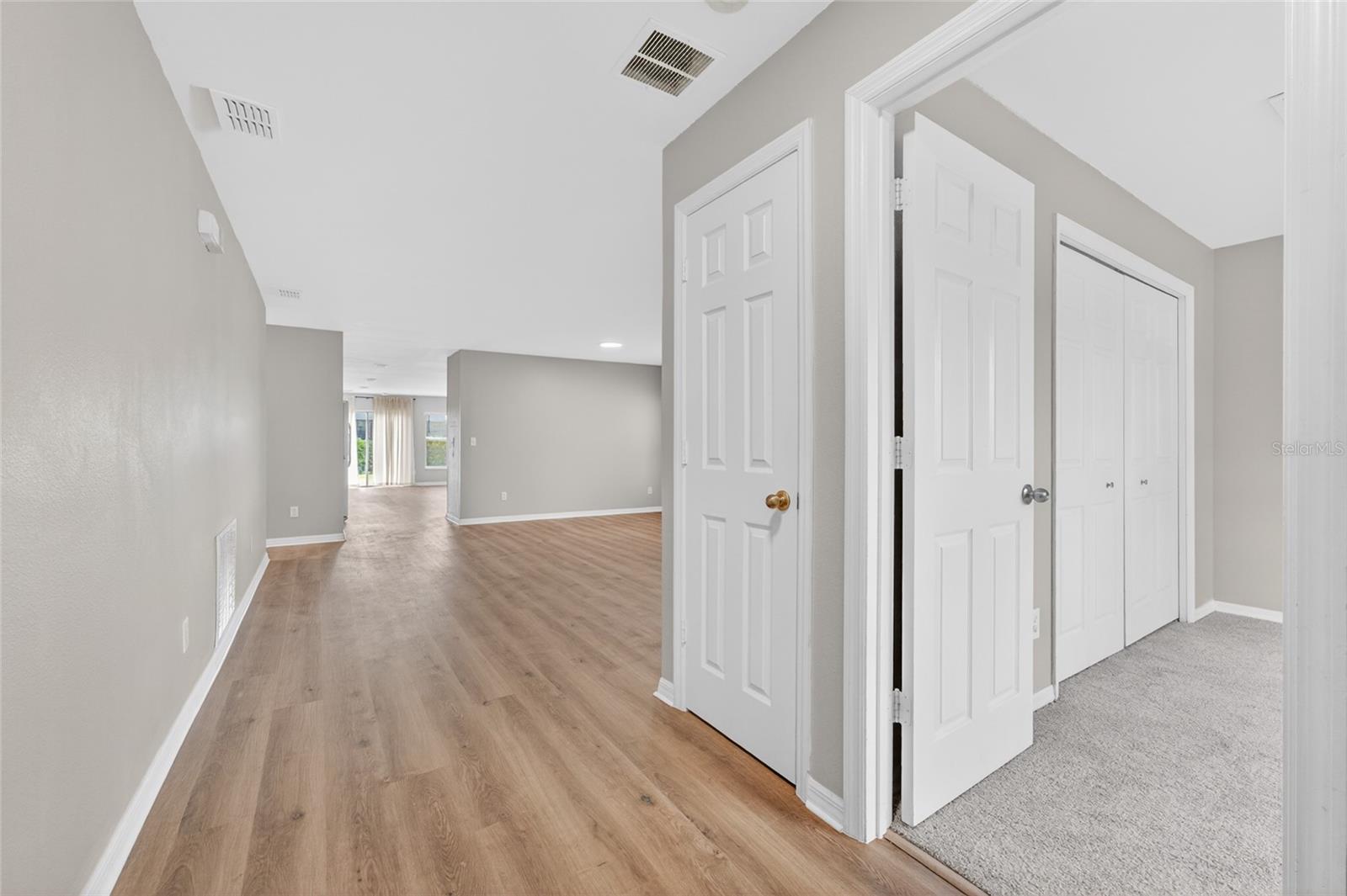 Image 2 of 35 For 1020 Battery Pointe Drive