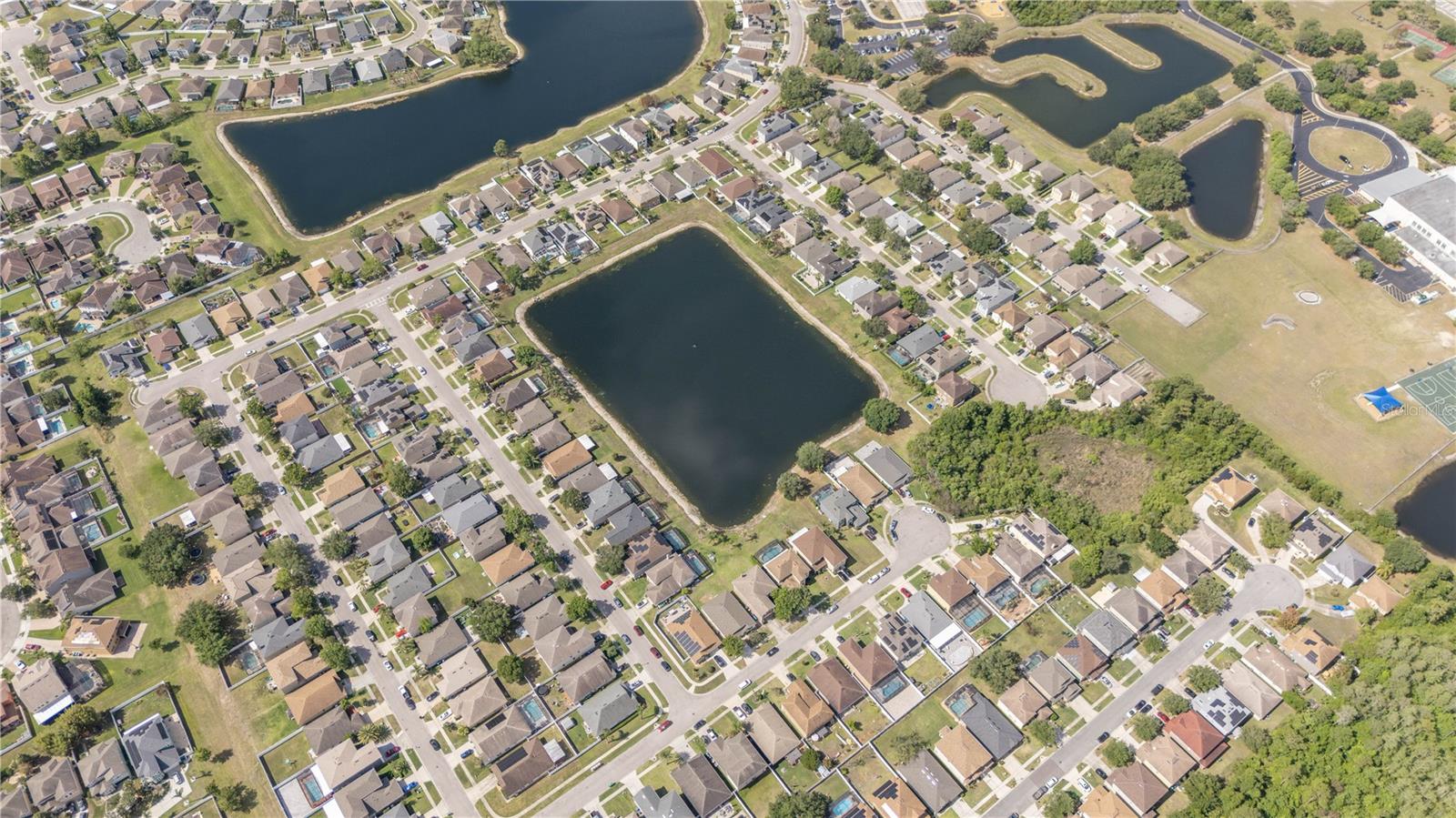 Image 30 of 35 For 1020 Battery Pointe Drive