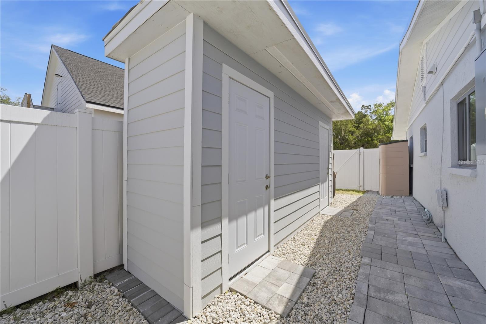 Image 17 of 17 For 1057 Willis Avenue