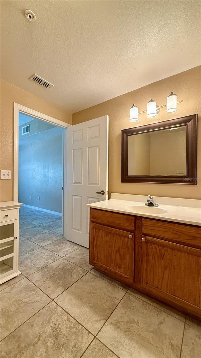 Image 17 of 46 For 4005 San Sabastian Drive 107