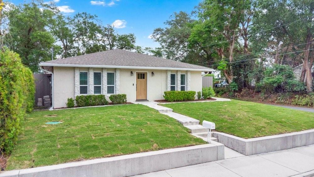 Image 2 of 35 For 3221 Martin Street