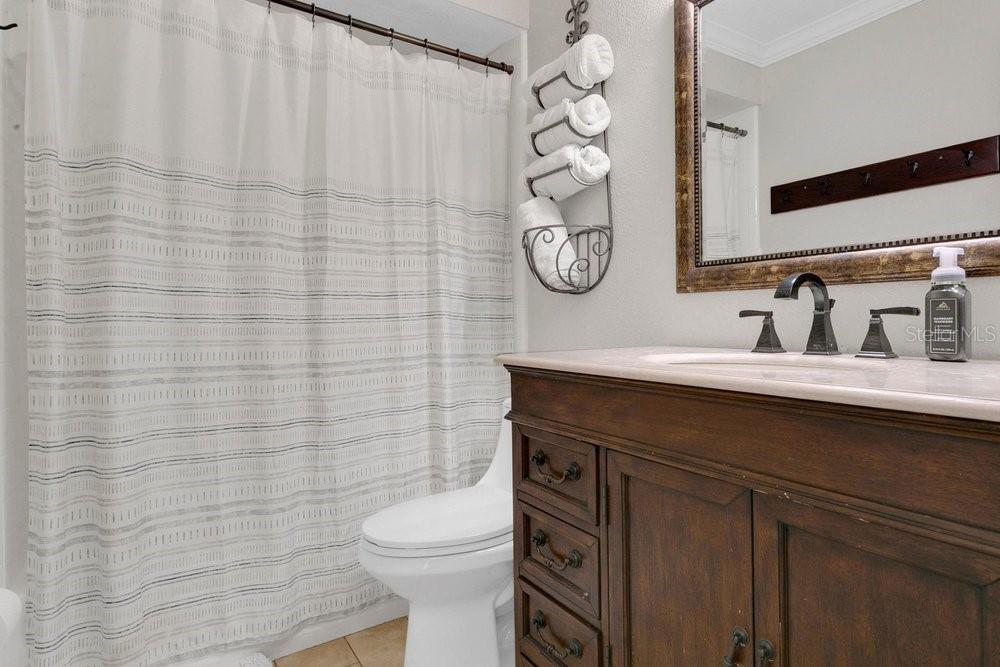 Image 22 of 35 For 3221 Martin Street