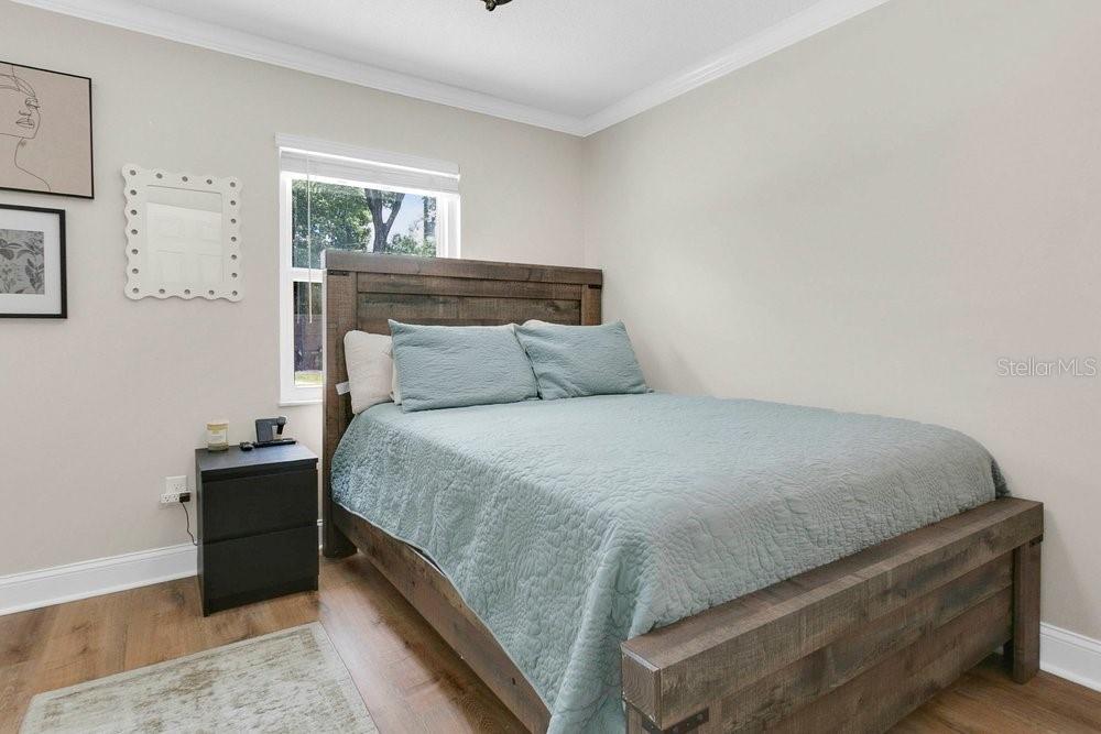 Image 23 of 35 For 3221 Martin Street