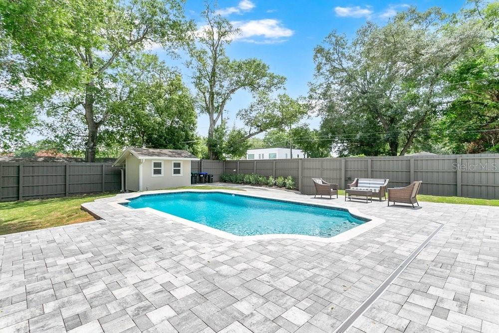 Image 26 of 35 For 3221 Martin Street