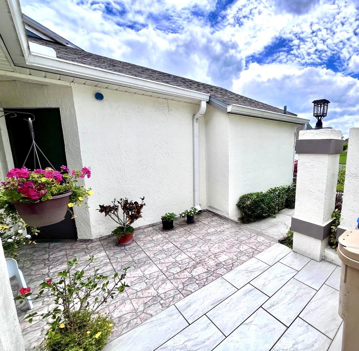 Image 7 of 43 For 29 Lakepointe Circle