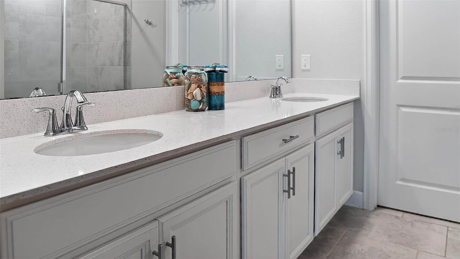 Image 16 of 28 For 5526 Limestone Street