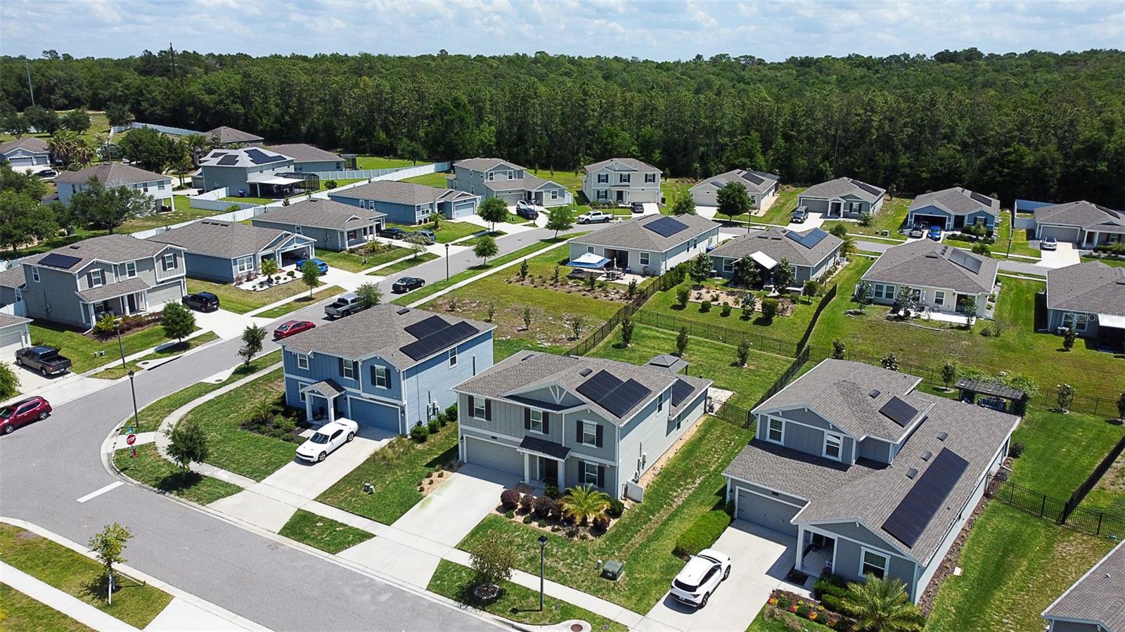 Image 3 of 28 For 5526 Limestone Street