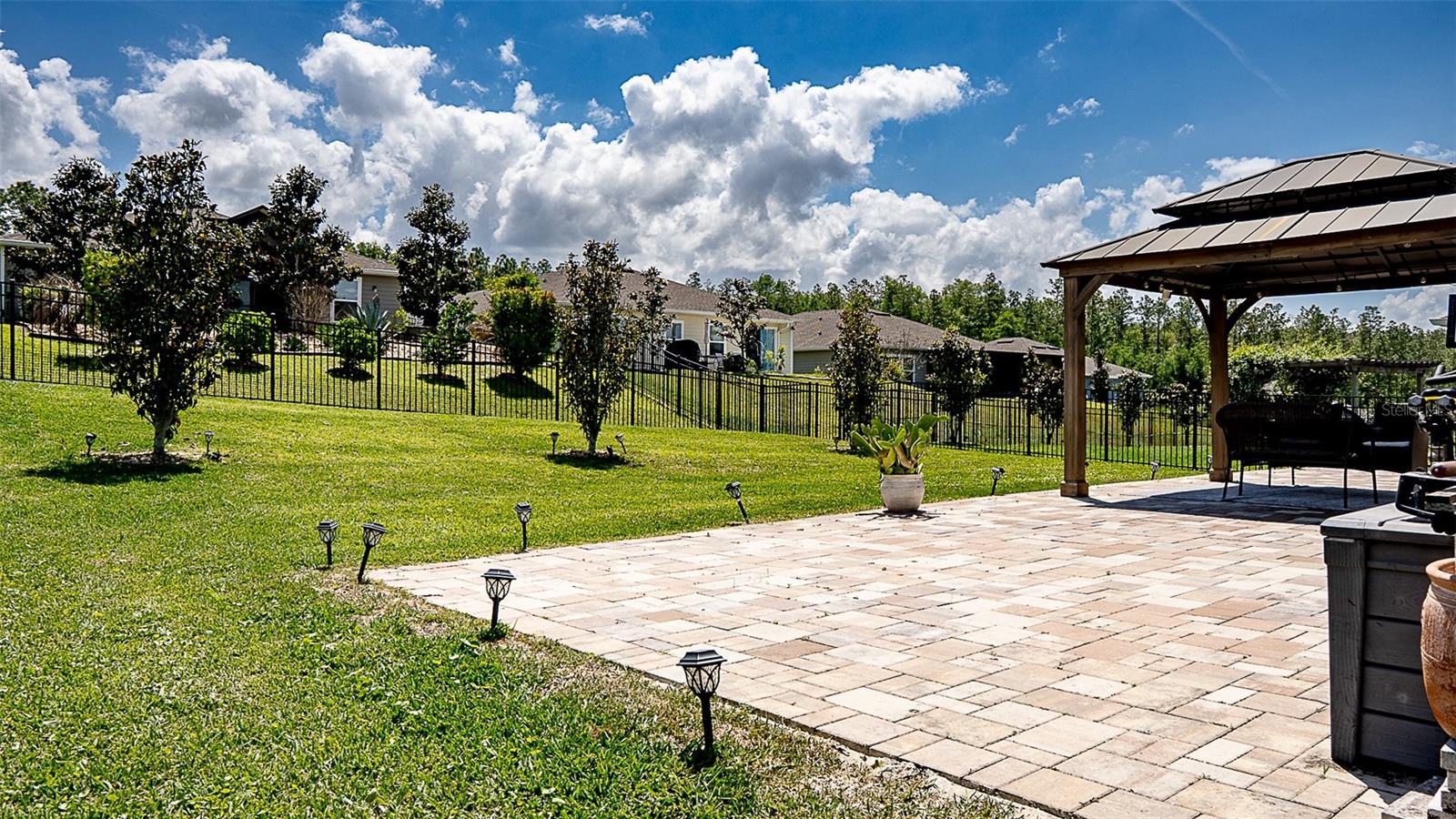 Image 5 of 28 For 5526 Limestone Street