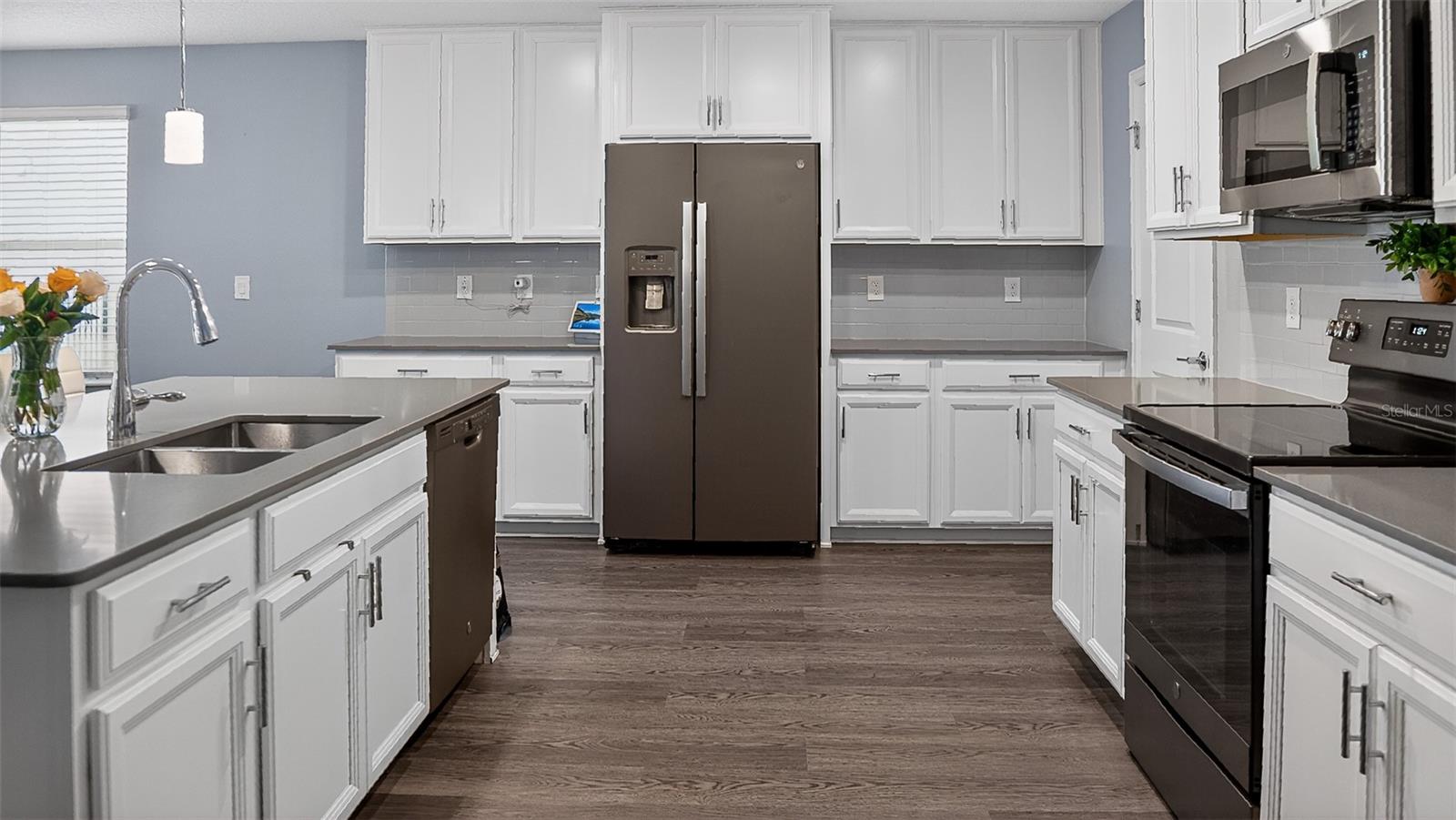 Image 9 of 28 For 5526 Limestone Street