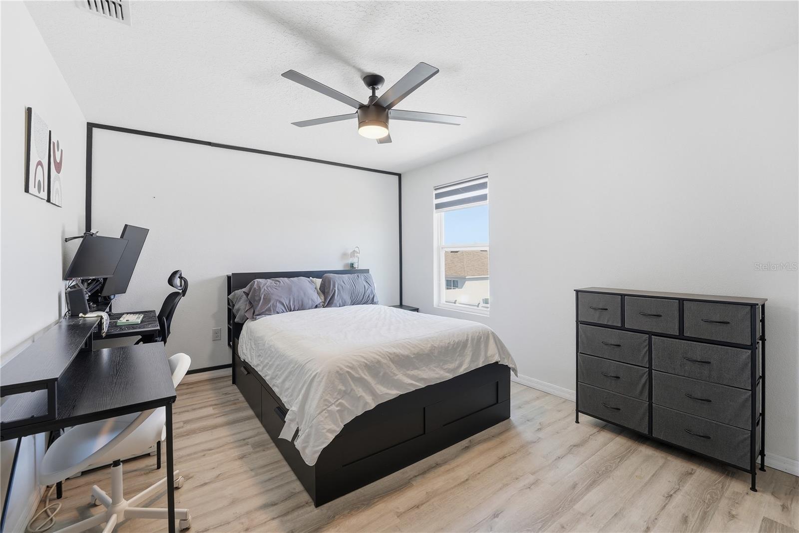 Image 33 of 53 For 1895 Green Dragon Drive