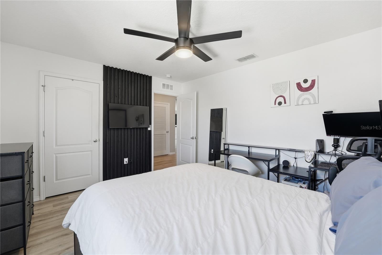 Image 34 of 53 For 1895 Green Dragon Drive