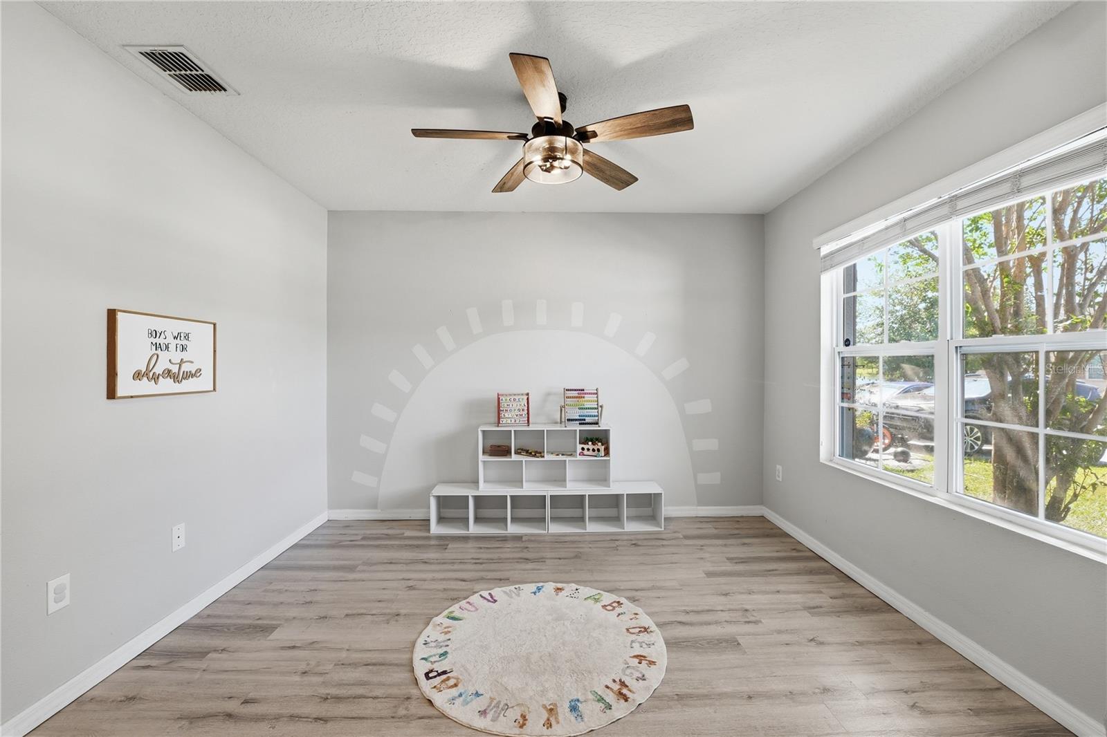 Image 5 of 53 For 1895 Green Dragon Drive