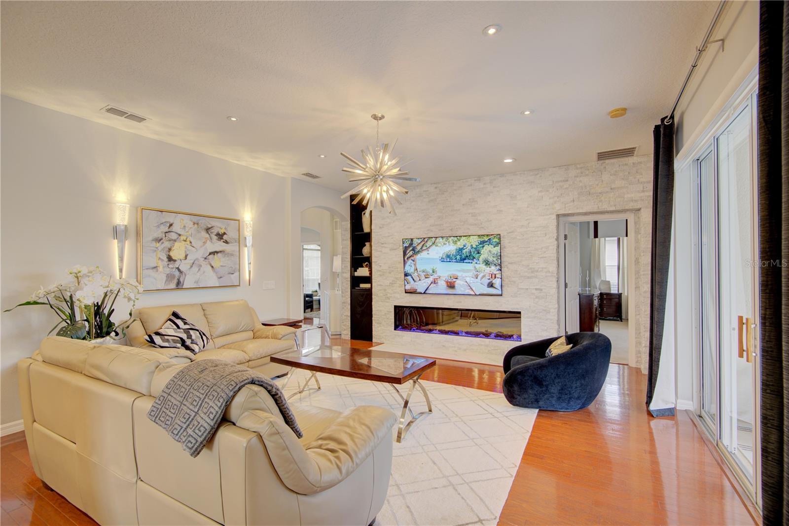 Image 15 of 75 For 1185 Stellar Drive