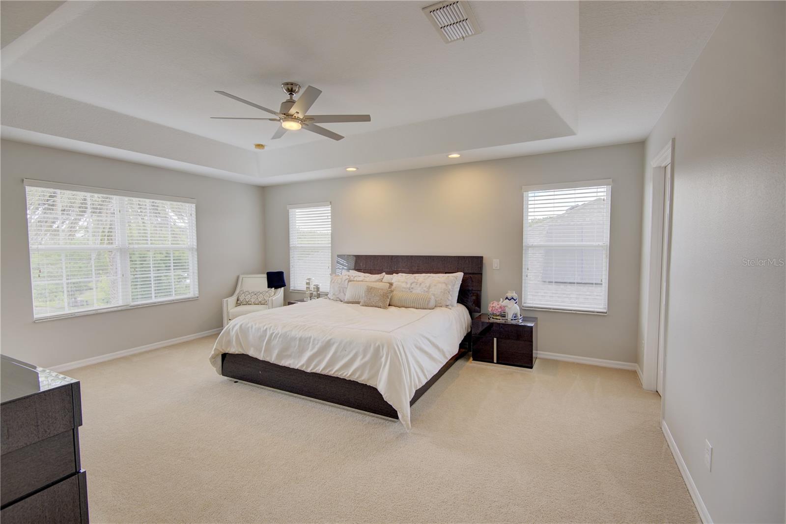 Image 45 of 75 For 1185 Stellar Drive