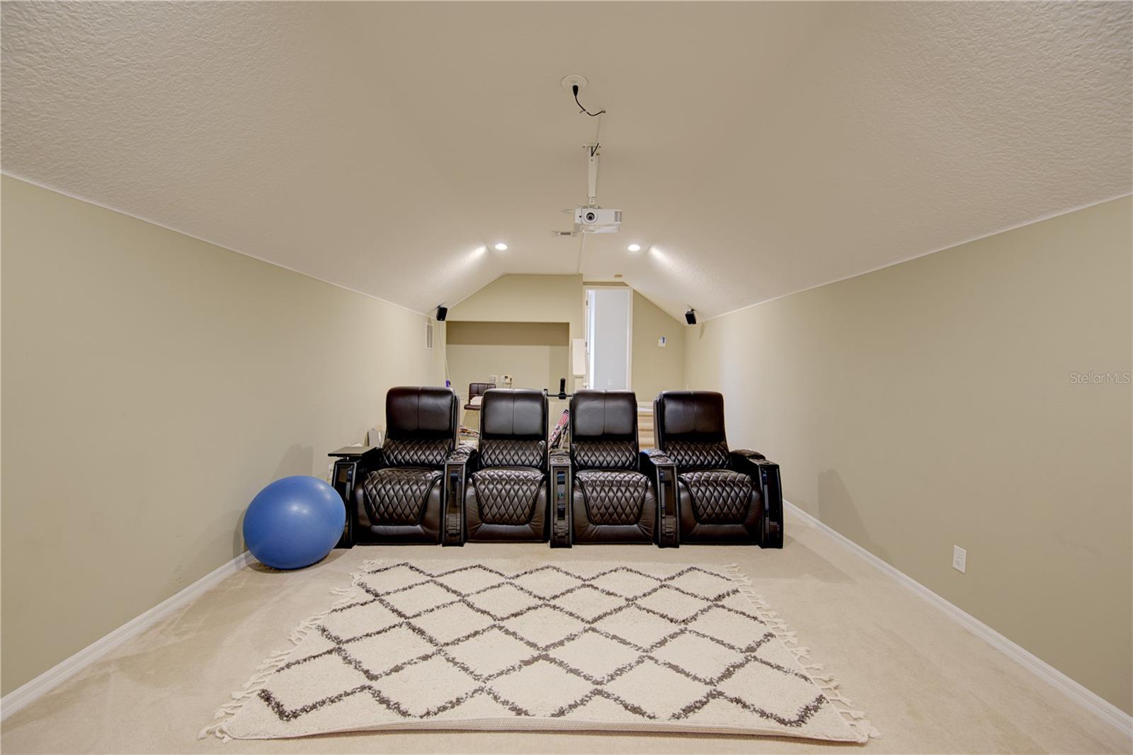 Image 53 of 75 For 1185 Stellar Drive