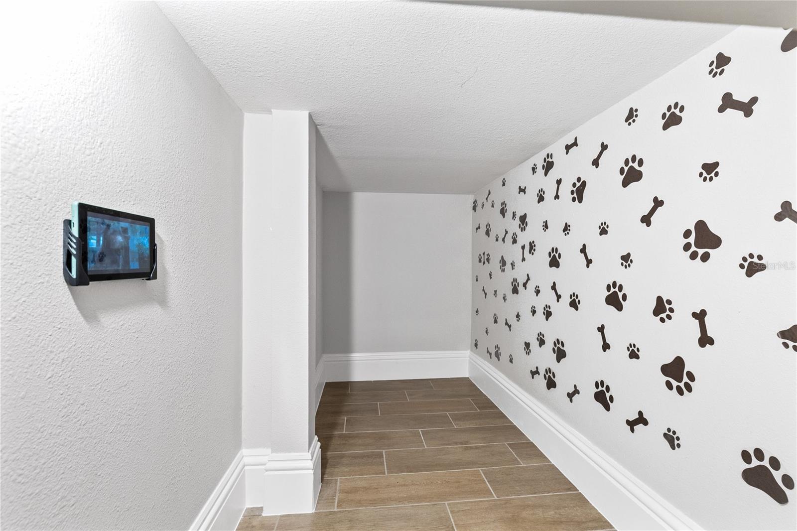 Image 15 of 50 For 13352 Alderley Drive