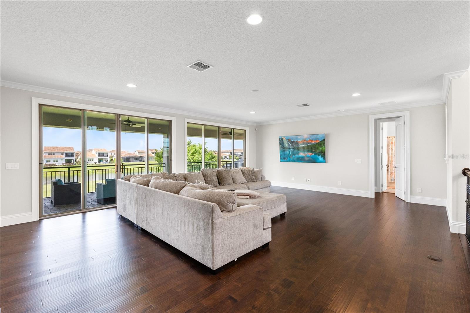Image 19 of 50 For 13352 Alderley Drive